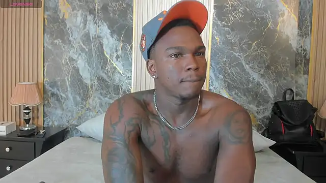 Snapshot of Troykhalil chatting on 03-15-25, 02:24 Troykhalil online show from 03-15-25, 02:24