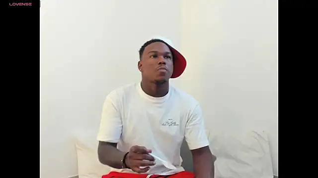 Snapshot of Troykhalil chatting on 11-06-25, 09:37 Troykhalil online show from 11-06-25, 09:37