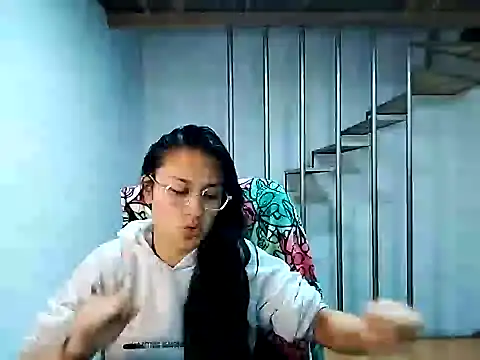 Snapshot of Jessie_Desire chatting on 02-10-25, 11:34 Jessie Desire online show from 02-10-25, 11:34