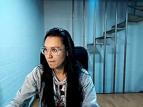 Snapshot of Jessie_Desire chatting on 03-05-25, 06:23 Jessie Desire online show from 03-05-25, 06:23