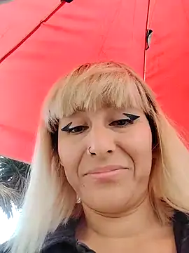 florecita9 online show from 02-05-25, 03:52