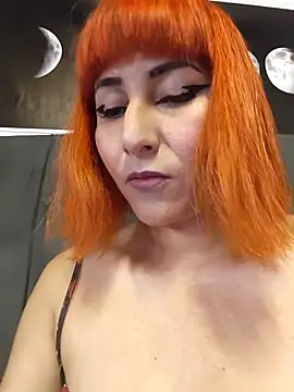 florecita9 online show from 10-24-25, 05:20