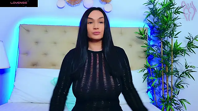 DaliyaArabian online show from 10-28-25, 01:14