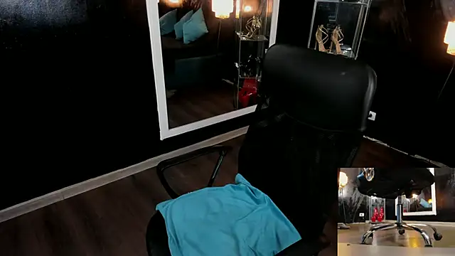 EvelynLexy online show from 02-19-25, 08:55