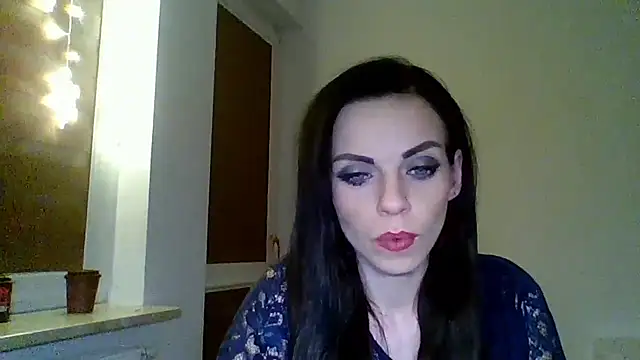 Snapshot of CassieSensual chatting on 12-20-24, 10:22 CassieSensual online show from 12-20-24, 10:22