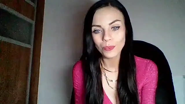 Snapshot of CassieSensual chatting on 02-13-25, 10:54 CassieSensual online show from 02-13-25, 10:54