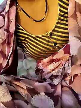 Snapshot of FeltedEuropium chatting on 12-04-24, 10:57 FeltedEuropium online show from 12-04-24, 10:57