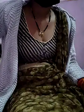 Snapshot of FeltedEuropium chatting on 01-08-25, 08:49 FeltedEuropium online show from 01-08-25, 08:49