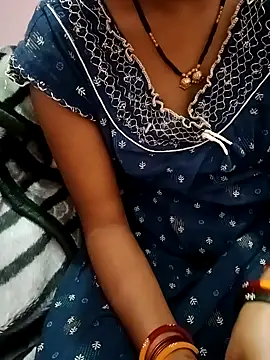 Snapshot of FeltedEuropium chatting on 01-19-25, 06:31 FeltedEuropium online show from 01-19-25, 06:31