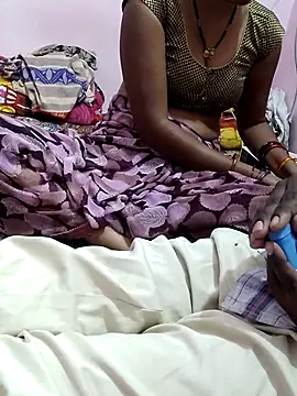 Snapshot of FeltedEuropium chatting on 02-16-25, 08:43 FeltedEuropium online show from 02-16-25, 08:43