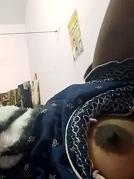 Snapshot of FeltedEuropium chatting on 03-08-25, 12:33 FeltedEuropium online show from 03-08-25, 12:33