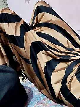 Snapshot of FeltedEuropium chatting on 09-19-25, 07:43 FeltedEuropium online show from 09-19-25, 07:43