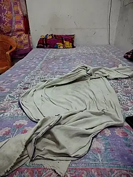 Snapshot of FeltedEuropium chatting on 10-24-25, 10:00 FeltedEuropium online show from 10-24-25, 10:00