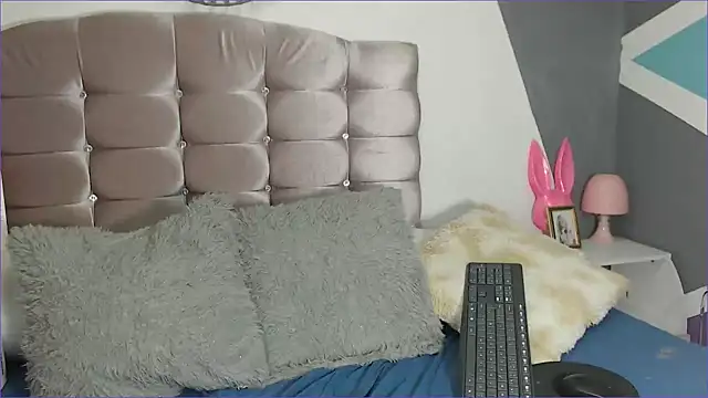 Snapshot of paytonbailey chatting on 12-11-24, 12:02 paytonbailey online show from 12-11-24, 12:02