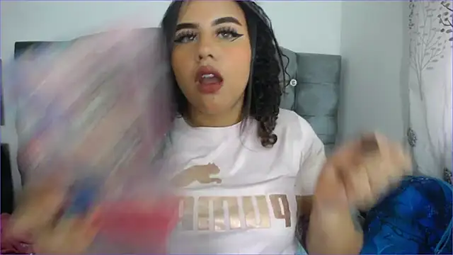 Snapshot of paytonbailey chatting on 02-11-25, 01:20 paytonbailey online show from 02-11-25, 01:20