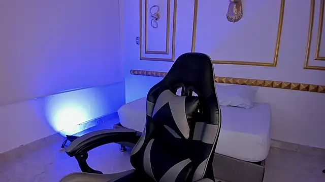 caro03x online show from 11-13-25, 02:21