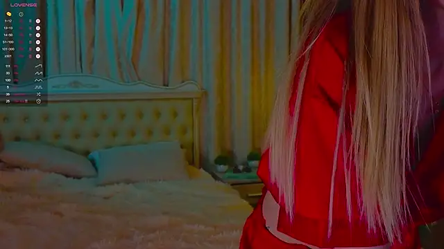 Snapshot of Saillise chatting on 12-20-24, 08:55 Saillise online show from 12-20-24, 08:55