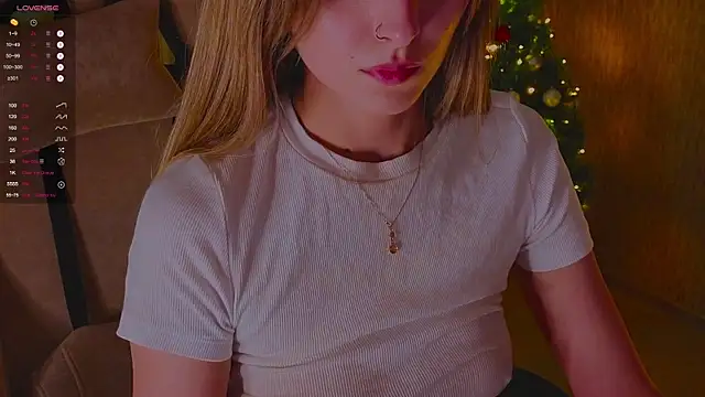 Snapshot of Saillise chatting on 12-21-24, 12:09 Saillise online show from 12-21-24, 12:09