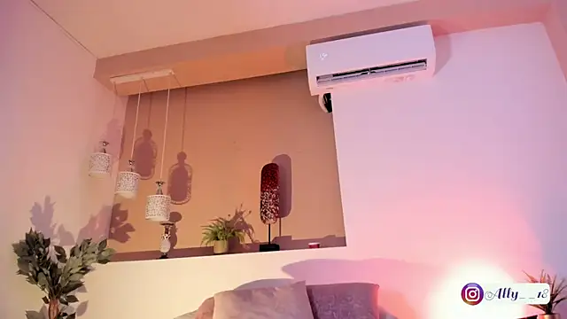 Ally addams online show from 09-15-25, 04:23