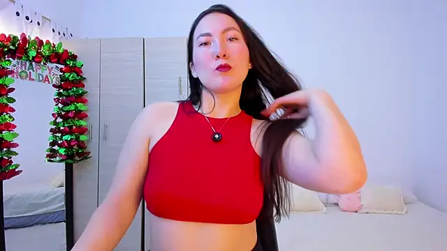 Elle Lee  online show from 12-01-25, 04:12