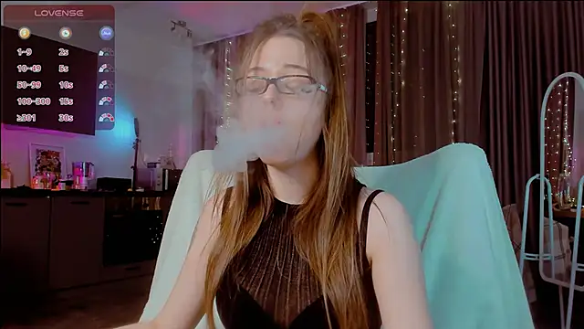 Snapshot of hype_meal_home chatting on 02-12-25, 06:40 hype meal home online show from 02-12-25, 06:40