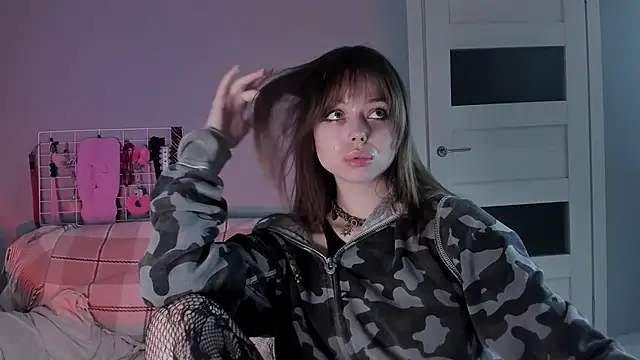 Snapshot of hype_meal_home chatting on 10-04-25, 05:22 hype meal home online show from 10-04-25, 05:22