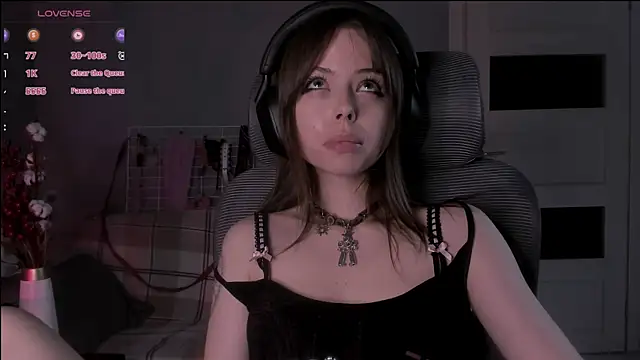 Snapshot of hype_meal_home chatting on 11-11-25, 10:21 hype meal home online show from 11-11-25, 10:21