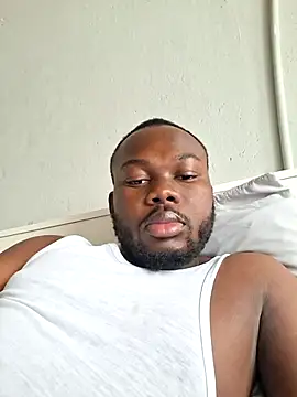 Snapshot of LaughRiotX chatting on 10-27-25, 12:53 LaughRiotX online show from 10-27-25, 12:53