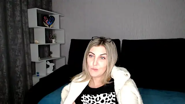 Amelia Harper online show from 12-09-24, 06:14