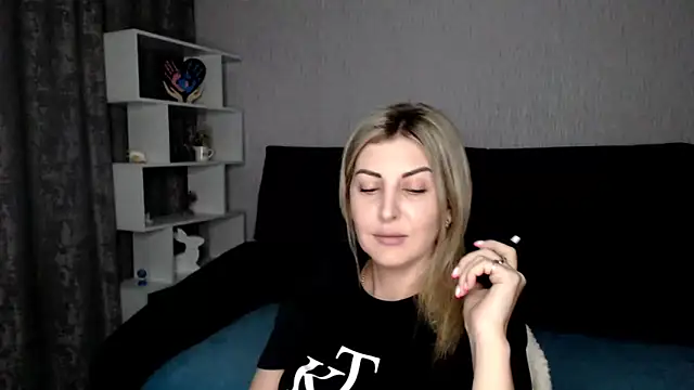 Amelia Harper online show from 12-10-24, 03:12