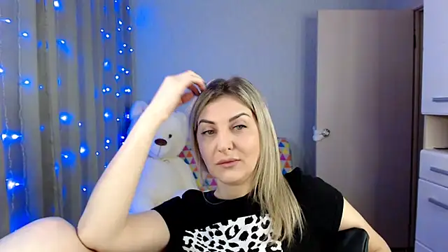 Amelia Harper online show from 01-10-25, 03:06