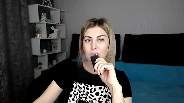 Amelia Harper online show from 01-21-25, 02:59