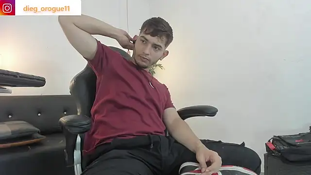 DiegoRogue  online show from 12-16-24, 03:54