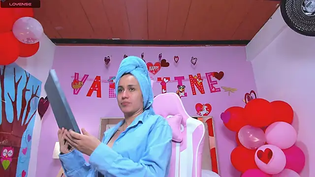 Miia harper  online show from 02-05-25, 07:31