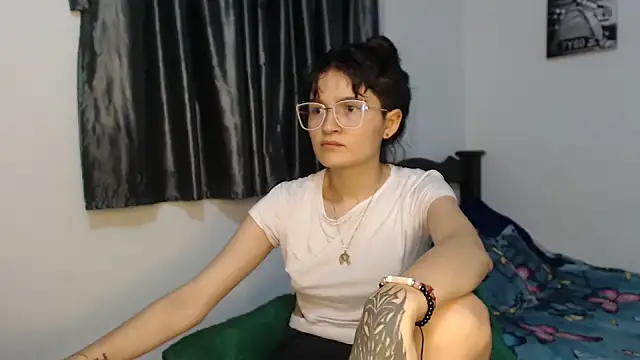 saritapretyy online show from 01-26-25, 12:48