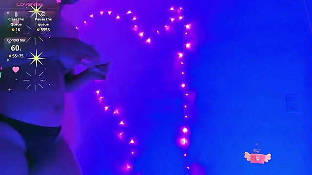 Snapshot of MavyStar chatting on 12-17-24, 02:55 MavyStar online show from 12-17-24, 02:55