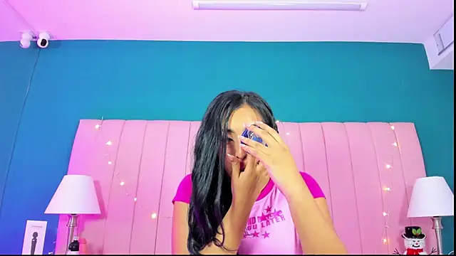 Snapshot of MavyStar chatting on 12-21-24, 11:55 MavyStar online show from 12-21-24, 11:55