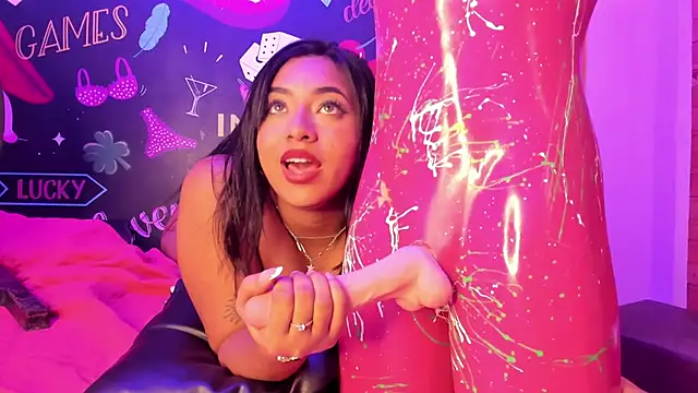 Snapshot of MavyStar chatting on 03-13-25, 06:12 MavyStar online show from 03-13-25, 06:12