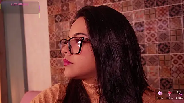 Sophia wilsonn  online show from 10-26-25, 08:42