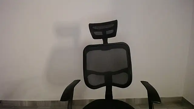 present the magic online show from 03-10-25, 05:33