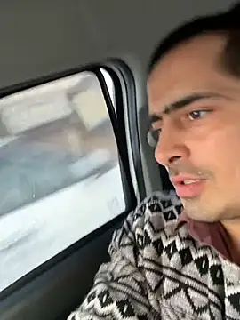 Snapshot of shivani0999 chatting on 01-19-26, 02:37 shivani0999 online show from 01-19-26, 02:37