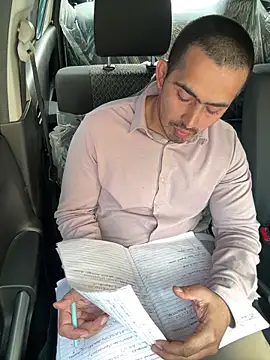 Snapshot of shivani0999 chatting on 02-11-26, 03:44 shivani0999 online show from 02-11-26, 03:44