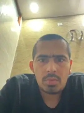 Snapshot of shivani0999 chatting on 02-13-26, 01:07 shivani0999 online show from 02-13-26, 01:07