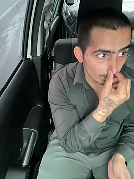 Snapshot of shivani0999 chatting on 02-18-26, 03:46 shivani0999 online show from 02-18-26, 03:46