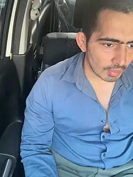 Snapshot of shivani0999 chatting on 02-19-26, 03:46 shivani0999 online show from 02-19-26, 03:46