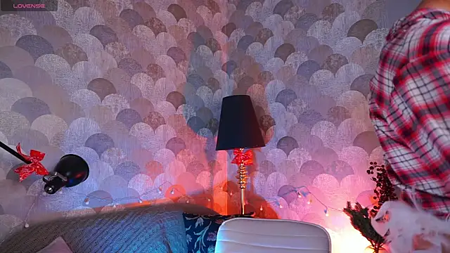 Snapshot of UmaTruewoman chatting on 12-17-24, 12:22 UmaTruewoman online show from 12-17-24, 12:22