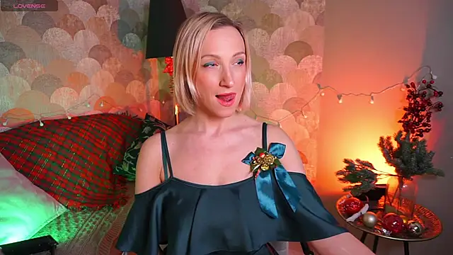 Snapshot of UmaTruewoman chatting on 12-22-24, 05:56 UmaTruewoman online show from 12-22-24, 05:56