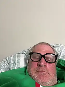 Snapshot of Mimmoromeo1973 chatting on 11-04-25, 08:13 Mimmoromeo1973 online show from 11-04-25, 08:13