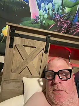 Snapshot of Mimmoromeo1973 chatting on 03-21-26, 04:39 Mimmoromeo1973 online show from 03-21-26, 04:39