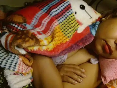 Snapshot of TASHa009 chatting on 01-17-25, 12:42 TASHa009 online show from 01-17-25, 12:42